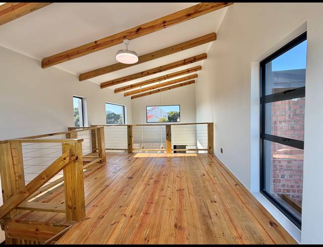 4 BEDROOM HOUSE FOR SALE IN ASTON BAY
